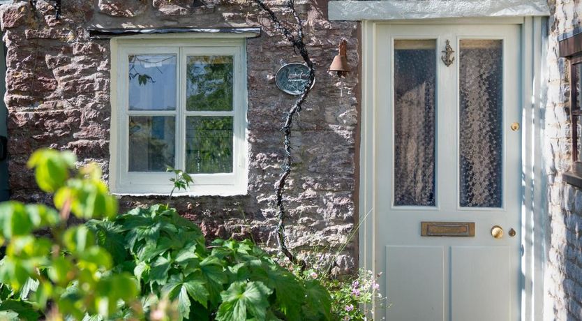 Photo of 2 Bed in Swanage