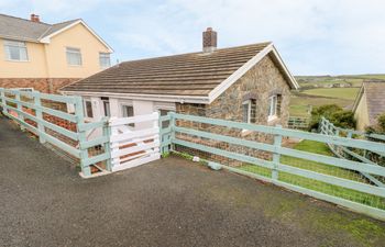 Valley High Holiday Cottage