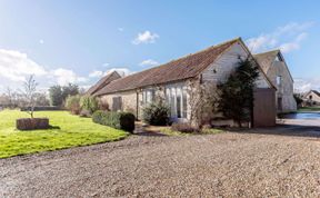 Photo of 2 Bed in Chippenham