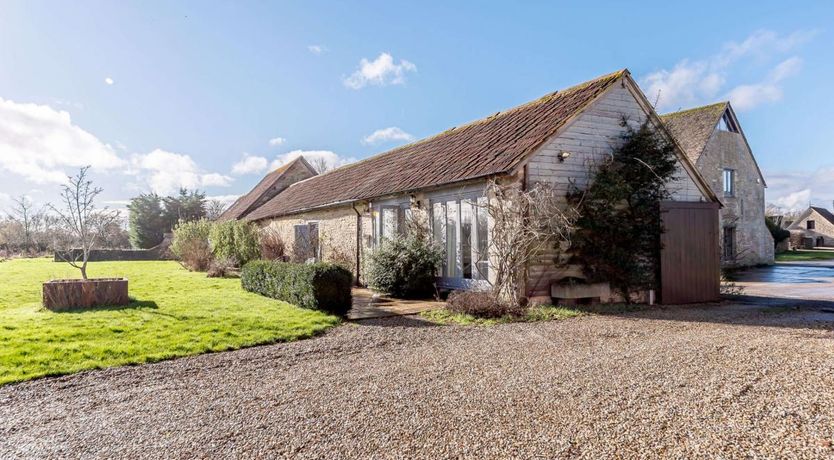Photo of 2 Bed in Chippenham