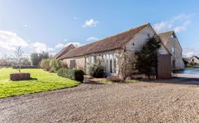 Photo of 2 Bed in Chippenham