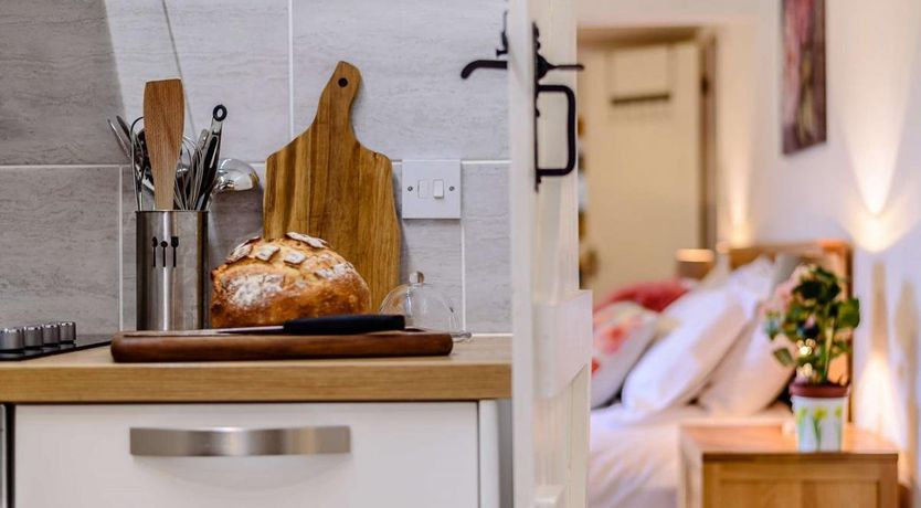 Photo of 2 Bed in Chippenham