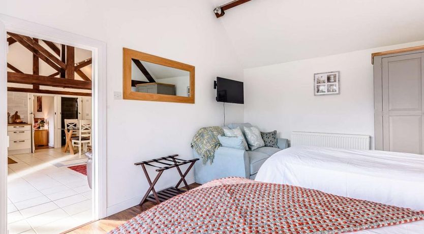 Photo of 2 Bed in Chippenham