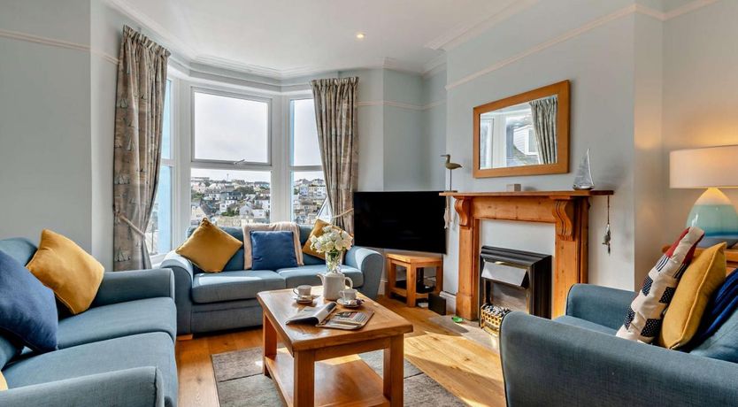 Photo of 4 Bed in Brixham