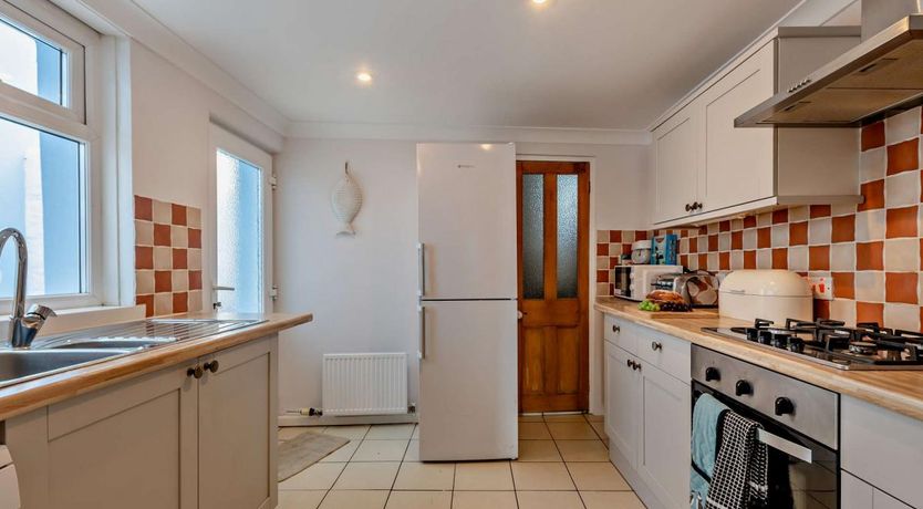 Photo of 4 Bed in Brixham