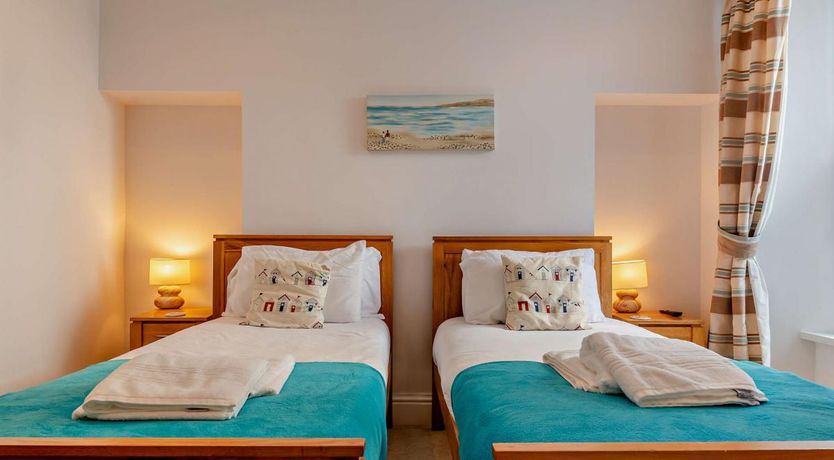 Photo of 4 Bed in Brixham