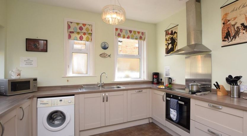 Photo of 4 Bed in Shanklin