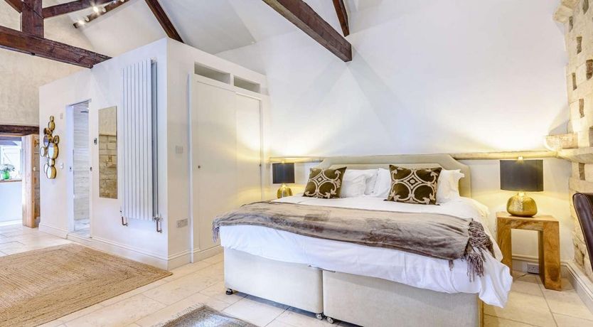 Photo of 3 Bed in Chippenham