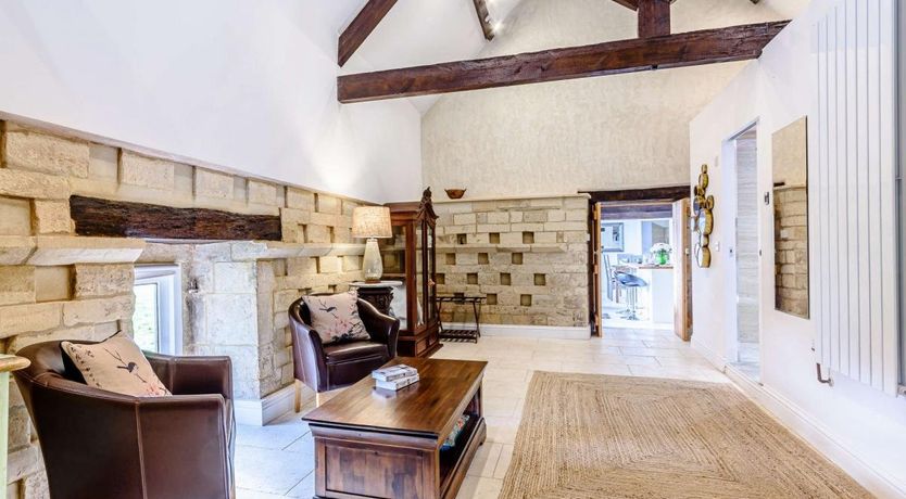 Photo of 3 Bed in Chippenham