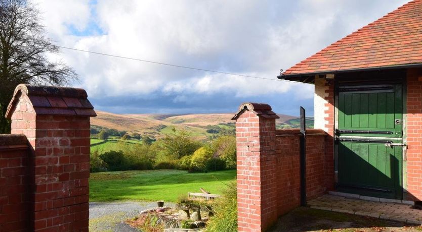 Photo of 2 Bed in Withypool