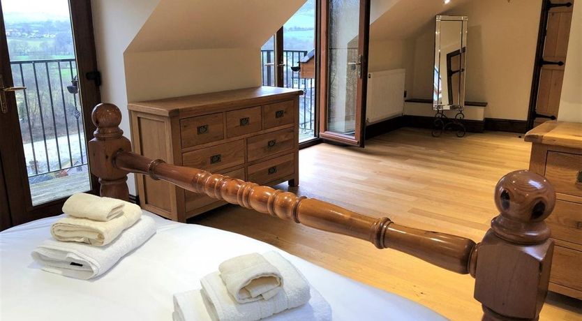 Photo of 2 Bed in Corwen