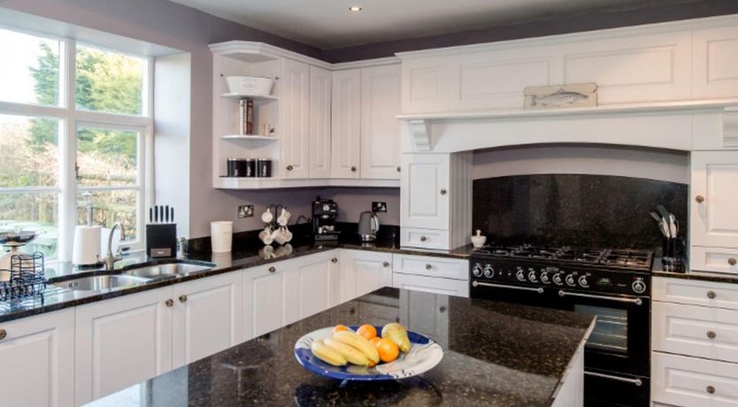 Photo of 7 Bed in Westbury-on-Severn