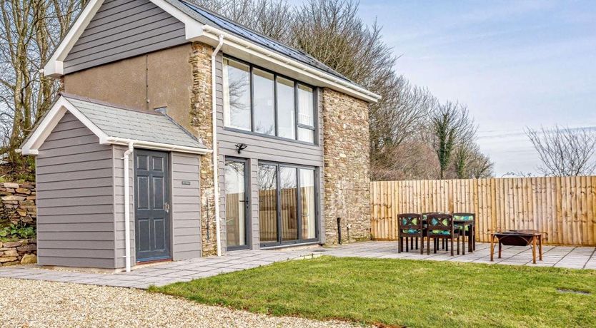 Photo of 1 Bed in Loxhore