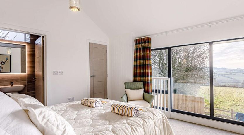 Photo of 1 Bed in Loxhore