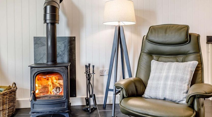 Photo of 1 Bed in Loxhore