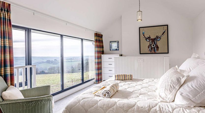 Photo of 1 Bed in Loxhore