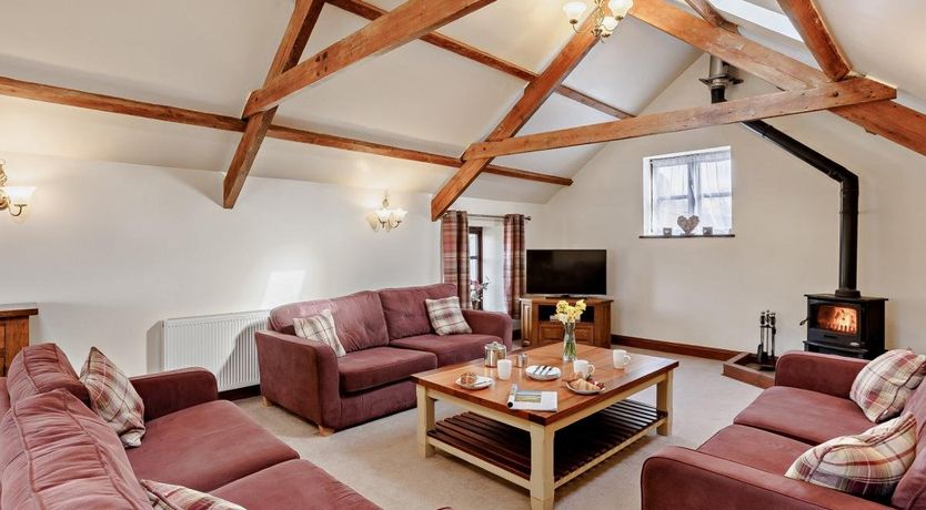 Photo of 4 Bed in Tresmeer