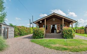 Photo of 2 Bed in Aylton