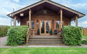 Photo of Log Cabin in Herefordshire