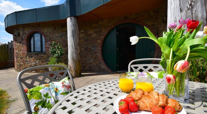 Photo of 2 Bed in Abbotsham