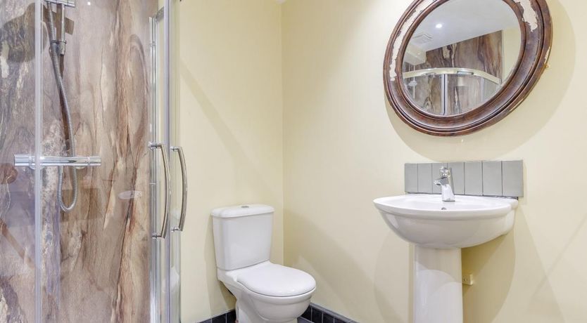 Photo of 2 Bed in Abbotsham