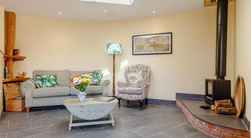 Photo of 2 Bed in Abbotsham