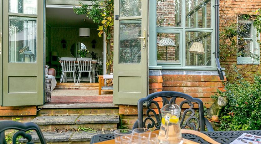 Photo of 6 Bed in Winchelsea