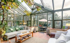 Photo of 6 Bed in Winchelsea