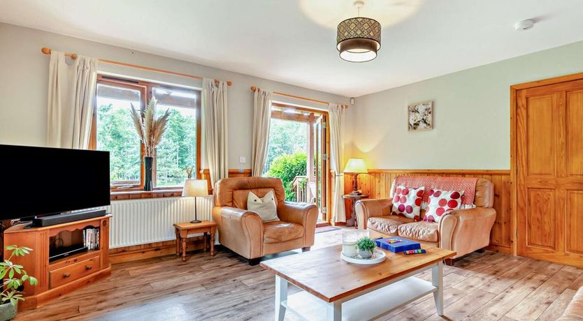 Photo of 3 Bed in Aylton