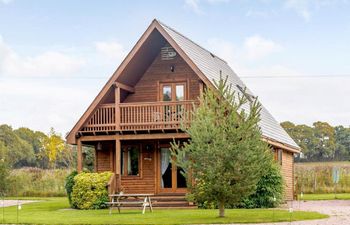 Log Cabin in Herefordshire Holiday Cottage