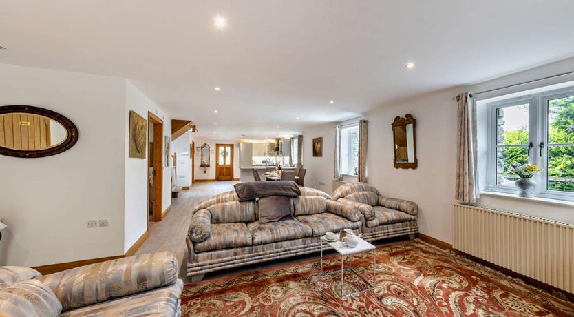 Photo of 3 Bed in Arthog