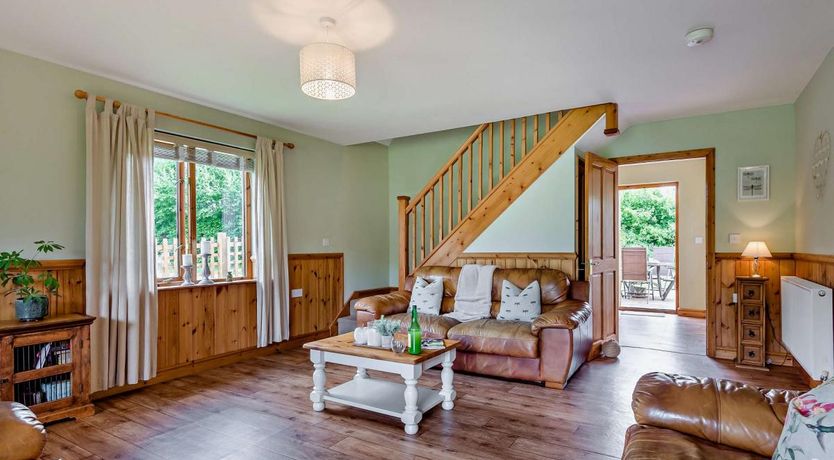 Photo of 3 Bed in Aylton