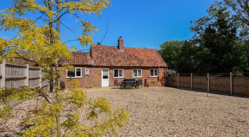 Photo of Hadleigh Farm Cottage