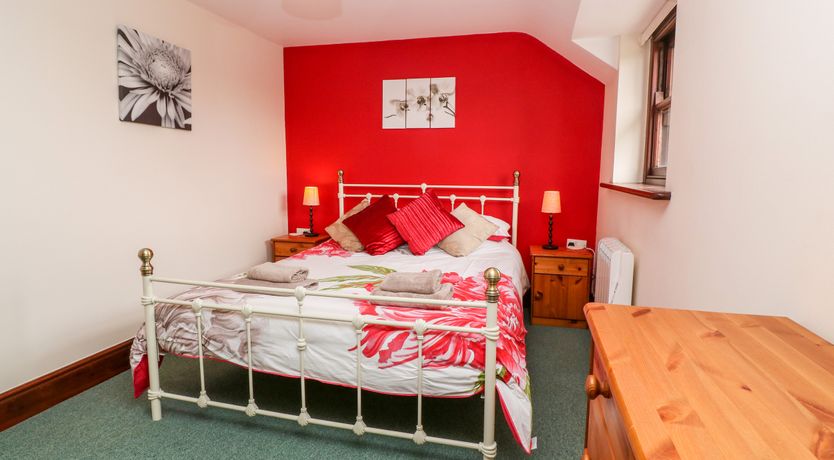 Photo of Mossley Cottage