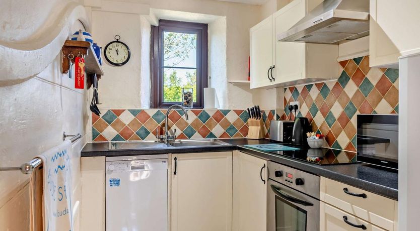 Photo of 3 Bed in Poughill