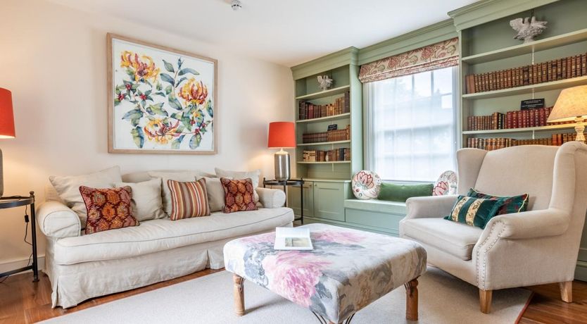 Photo of 9 Bed in Bridport