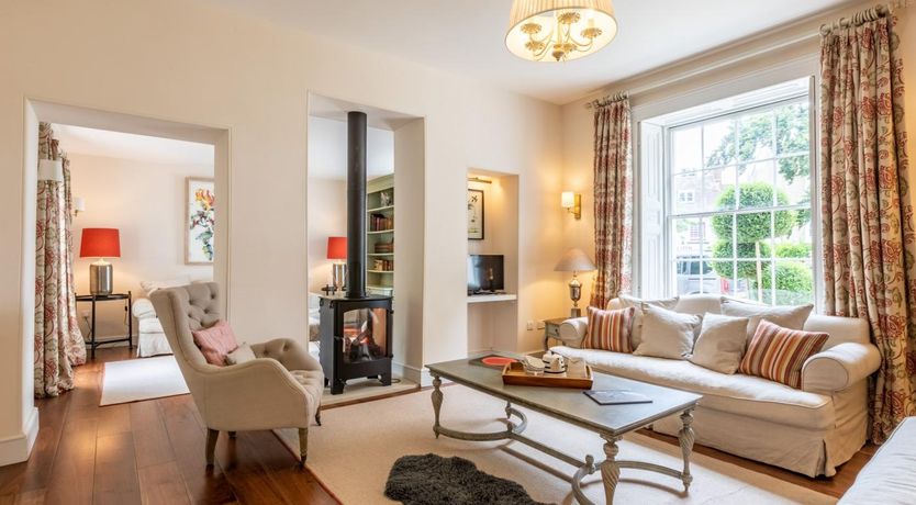 Photo of 9 Bed in Bridport