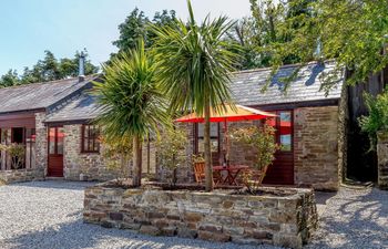 Barn in South Cornwall Holiday Cottage