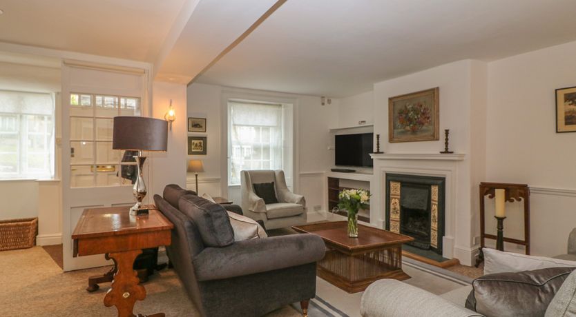 Photo of Dolphin House