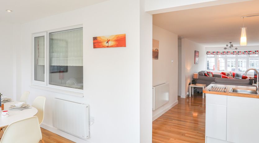 Photo of Sisial-Y-Mor