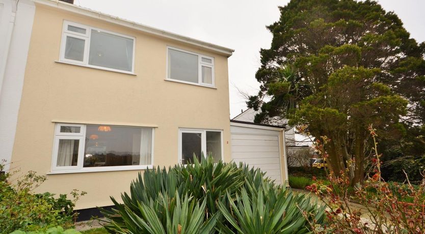 Photo of 3 Bed in St Austell