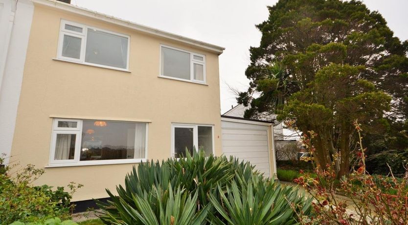 Photo of 3 Bed in St Austell