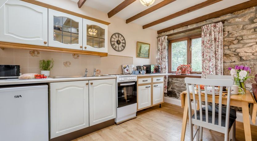 Photo of 1 Bed in Bodmin