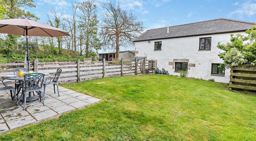 Photo of 2 Bed in Camborne