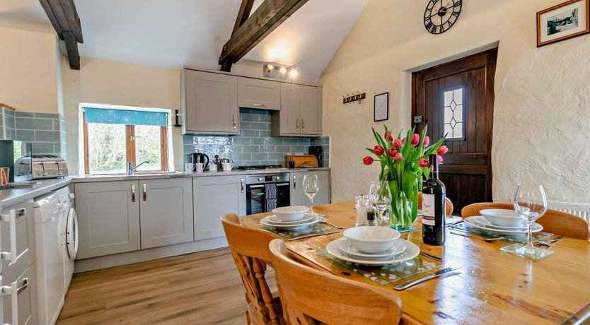Photo of 2 Bed in Camborne