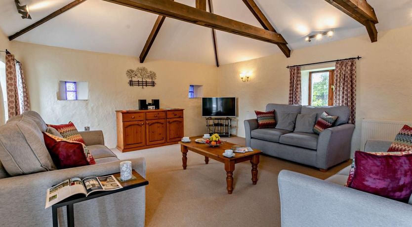 Photo of 2 Bed in Camborne