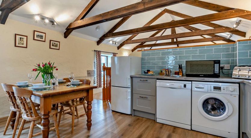 Photo of 2 Bed in Tehidy