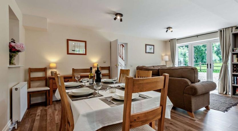 Photo of 3 Bed in Rivers Corner