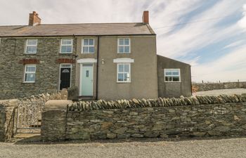 Glasfryn Holiday Cottage
