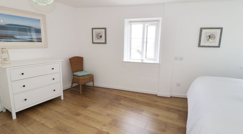 Photo of Waverley House